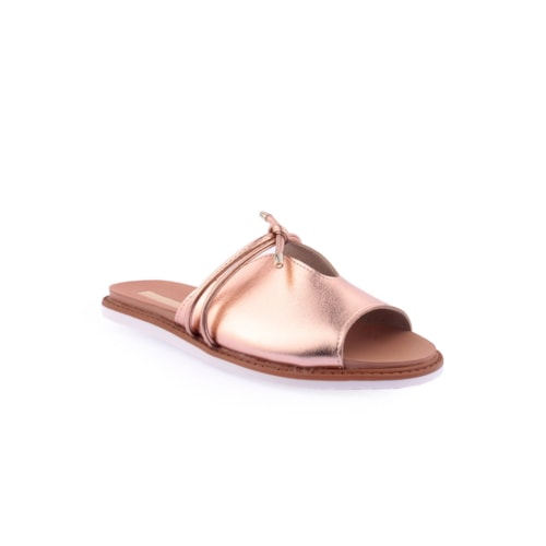 Chinelo MOLECA