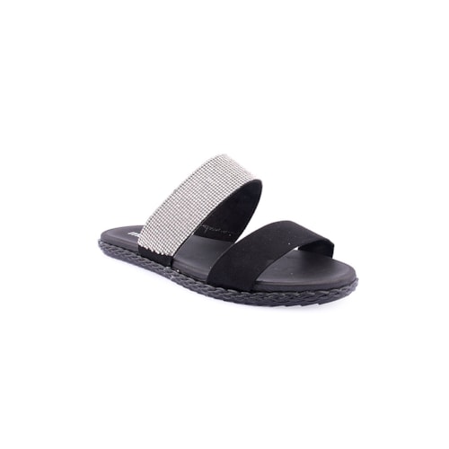 Chinelo MOLECA