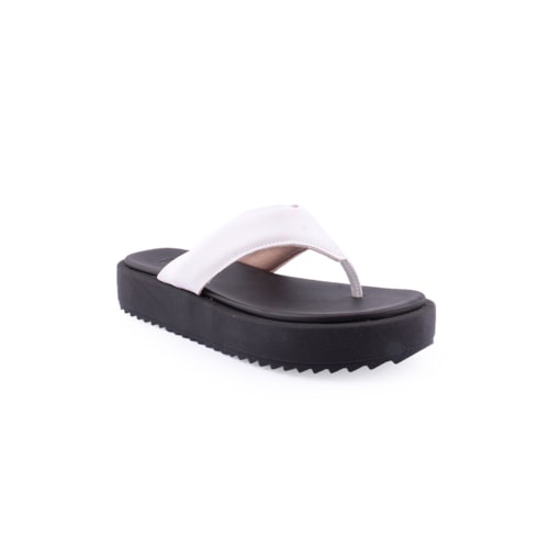 Chinelo MOLECA