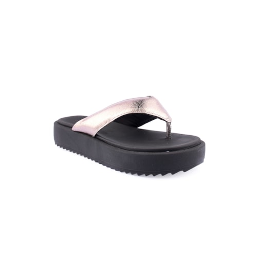 Chinelo MOLECA