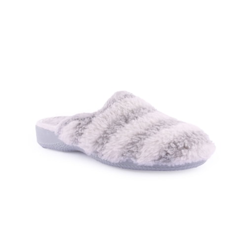 Chinelo JAVER