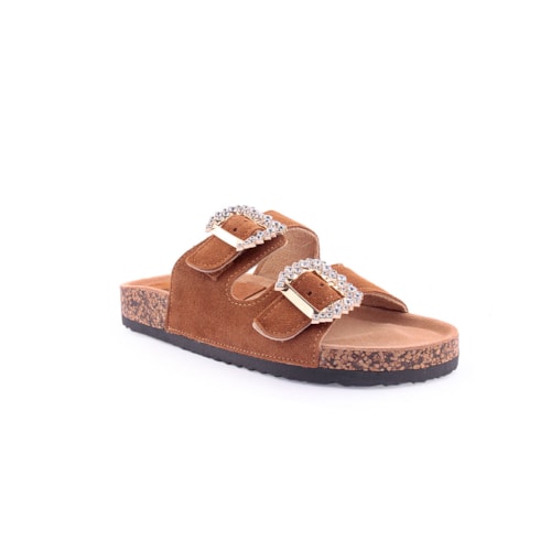 Chinelo ISTERIA