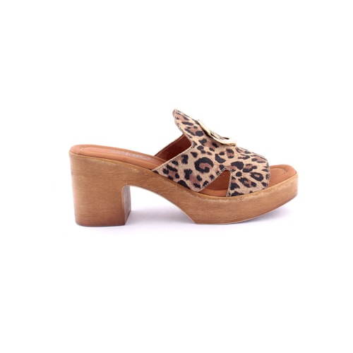 Chinelo WILANO