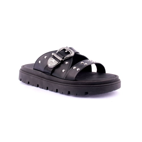 Chinelo MOLECA