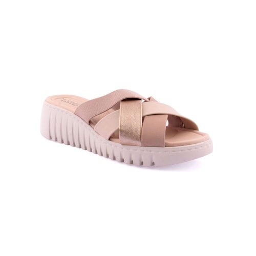 Chinelo MODARE